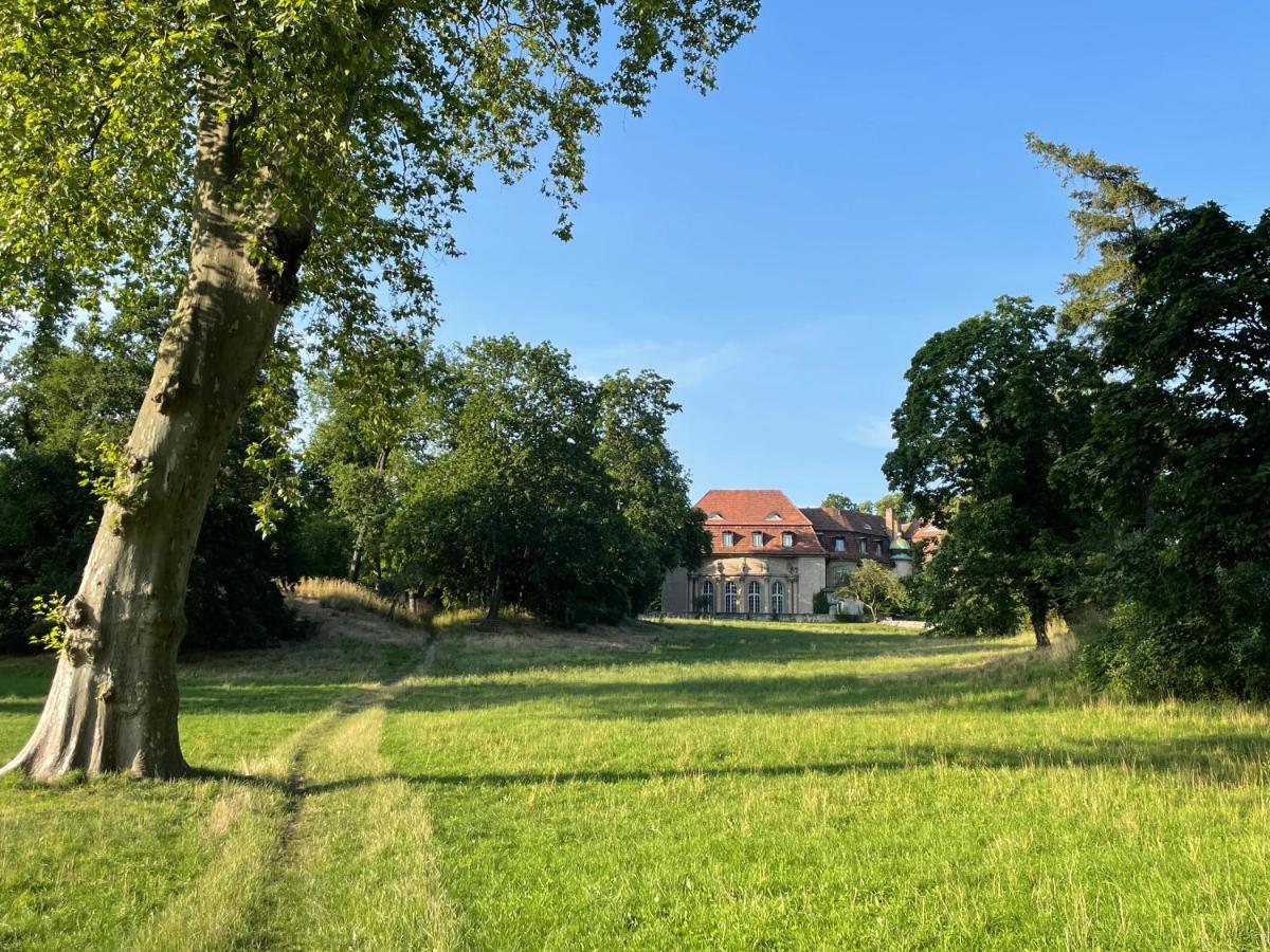 Ferienhaus Ferienwohnung Potsdam Diegalerie Am Schlosspark Marquardt Екстериор снимка